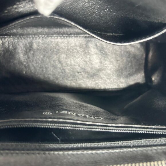 💎✨Authentic✨💎Chanel Handbag Black Patent Leather - Picture 15 of 15